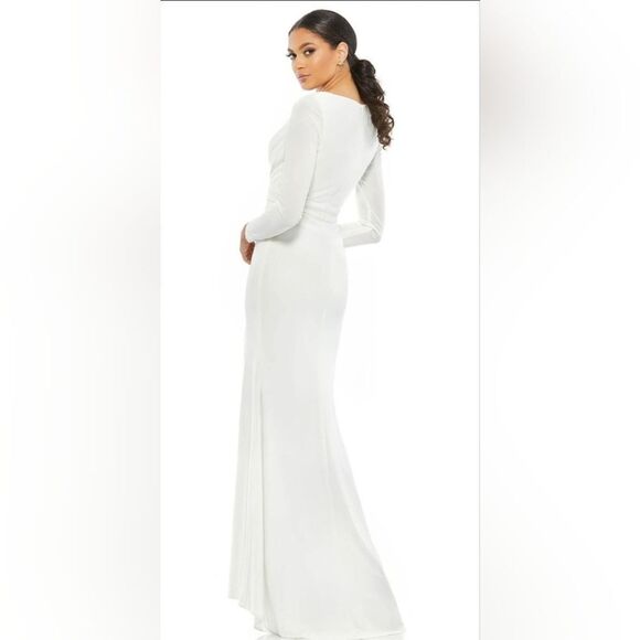 Mac Duggal 26554 V-Neck Long Sleeve High Slit Gown NWOT size 14 White - Picture 2 of 6